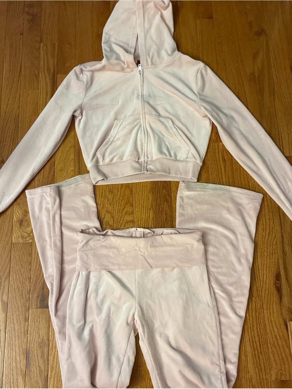 Light Pink Juicy Couture lookalike velour set